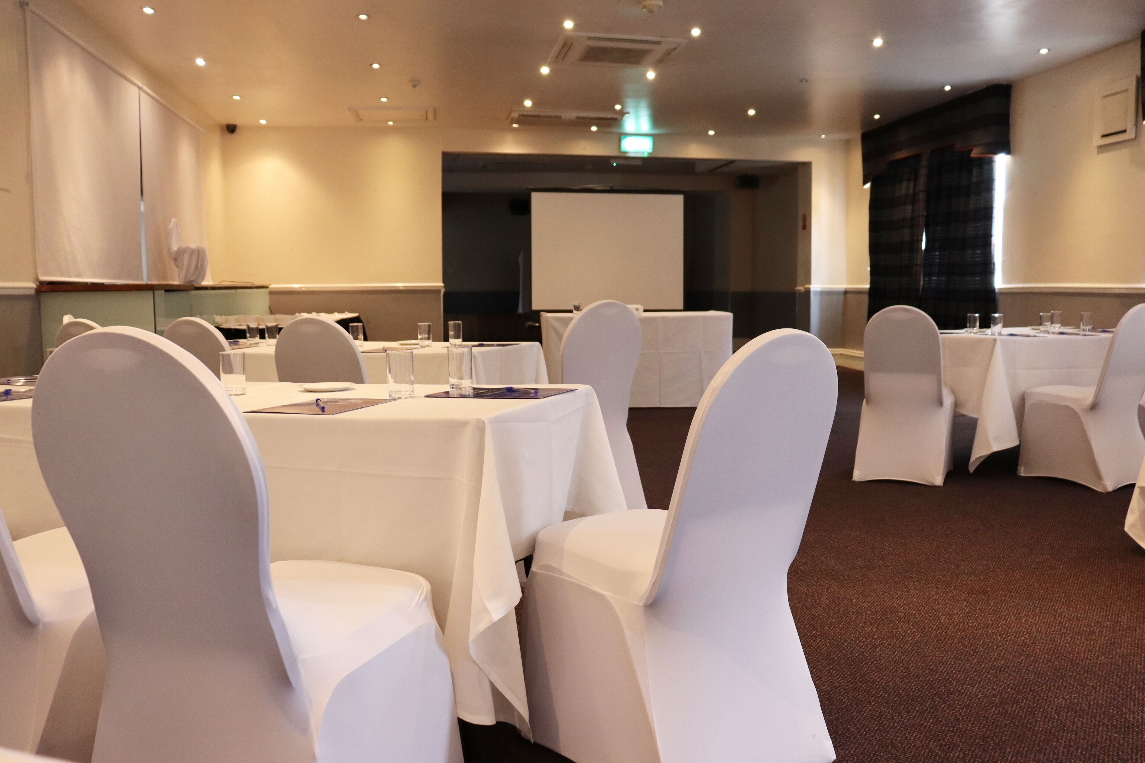 Foto - Best Western The Plough Hotel