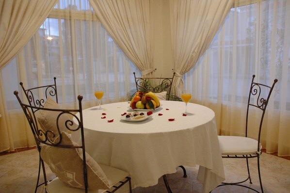 In-room dining - Hercules Resort Tangier HIST (Tangier)