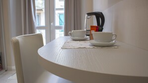 Dobbelt- eller tomannsrom – deluxe | Kaffe og/eller kaffemaskin