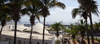  VIlla / Maison avec de belles vues sur le toit, à 10 minutes de la marina