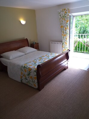 Superior Suite, Balcony | 1 bedroom, premium bedding, individually decorated - Le Jardin Secret (Saint-Antonin Noble Val)