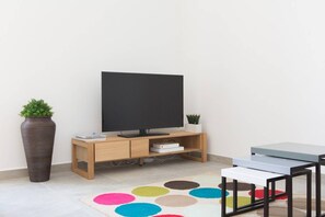 صورة غير مصنفة، 2 من 24، زرّ