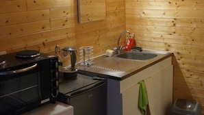 Studio | Private kitchenette | Coffee/tea maker, electric kettle - Agapi (Le Puy-en-Velay)
