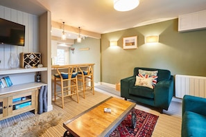 Flat-screen TV, books, offices - Host & Stay | Rosella Cottage (North Yorkshire)