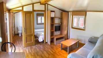 Standard Bungalow, 2 Bedrooms (5 pax) | Living room | TV