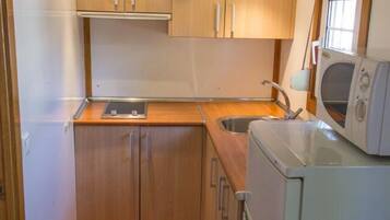 Standard Bungalow, 2 Bedrooms (5 pax) | Private kitchen | Fridge, microwave, oven, stovetop