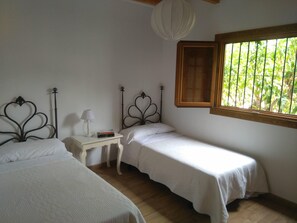 3 Schlafzimmer, Bügeleisen/Bügelbrett, Reisekinderbett, kostenloses WLAN