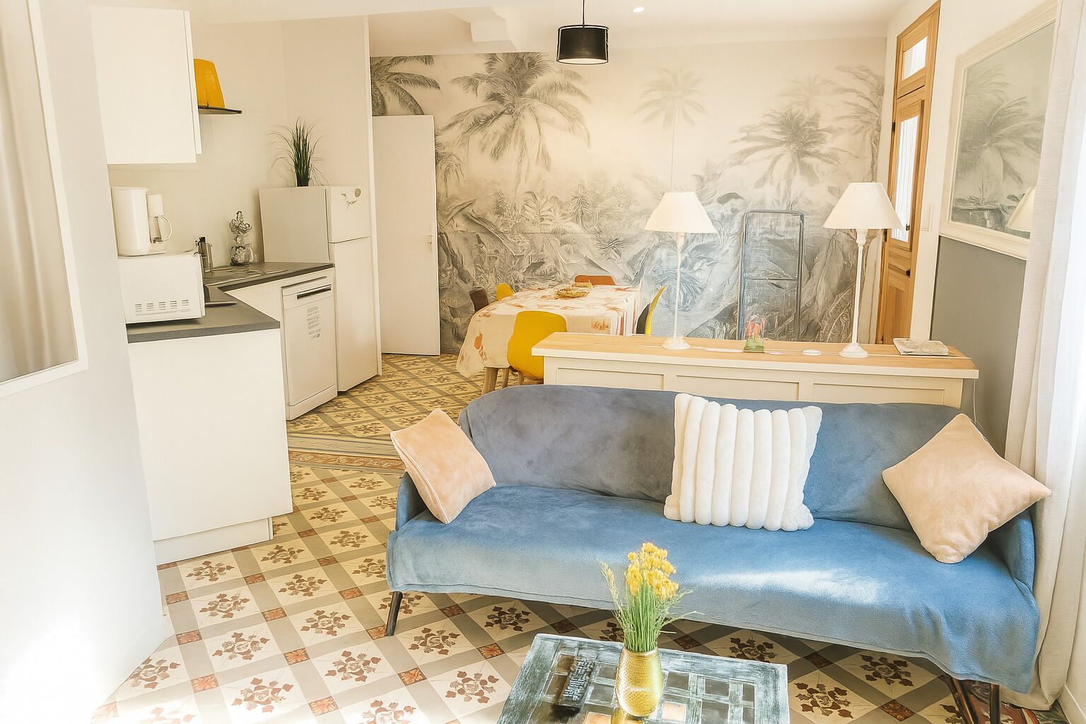 Télévision, table de tennis de table