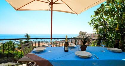 Villa Sole avec belle vue sur la mer, Wi-Fi et parking privé