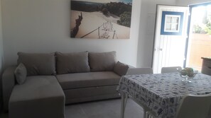 TV connectée, baby-foot, table de tennis de table