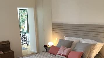 Suite, Pool View | Individually decorated, individually furnished, desk, soundproofing