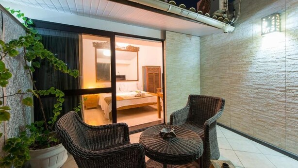Deluxe Double Room (2nd Floor MA) | Balcony - Casa Petunia Pousada Boutique (Salvador)