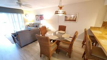 Condo, Multiple Beds, Balcony, Ocean View | Interior