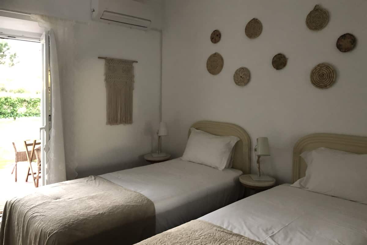 Habitación doble superior, vistas al jardín (3) | Ropa de cama de alta calidad, edredones de plumas, wifi gratis