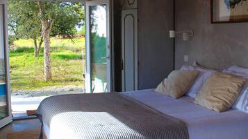 Premium Double Room, Pool View (9) | Premium bedding, down comforters, free WiFi, bed sheets