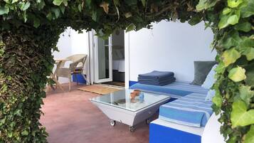 Chambre Double Supérieure, vue jardin (3) | Terrasse/Patio