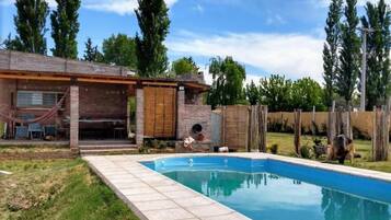 Alberca al aire libre por temporada