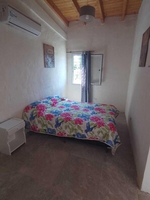 Eenvoudige kamer | Gratis wifi, beddengoed