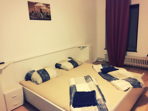 Habitación doble | Escritorio, insonorización y wifi gratis 