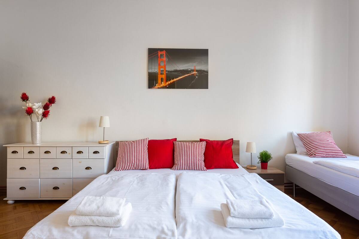 Apartment (Tulip)