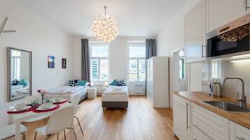 Apartment (Camelia) | Private kitchenette | Fridge, microwave, stovetop, electric kettle