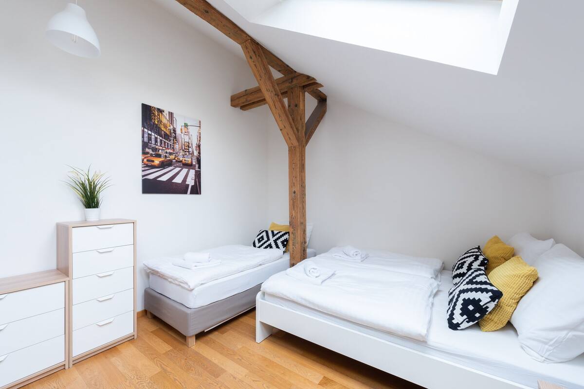 Apartment (Poppy)