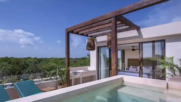 Luxury Rooftop Apartment, 3 Bedrooms, Private Pool, Garden View | Terrace/patio