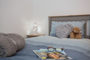 2 chambres, fer et planche Ă repasser, draps fournis