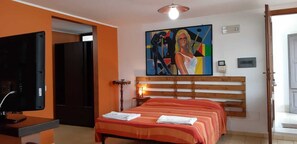Apartment, 1 Bedroom, Balcony | Desk, soundproofing, free cribs/infant beds, free WiFi - Le Antiche Colonne (Cinquefrondi)