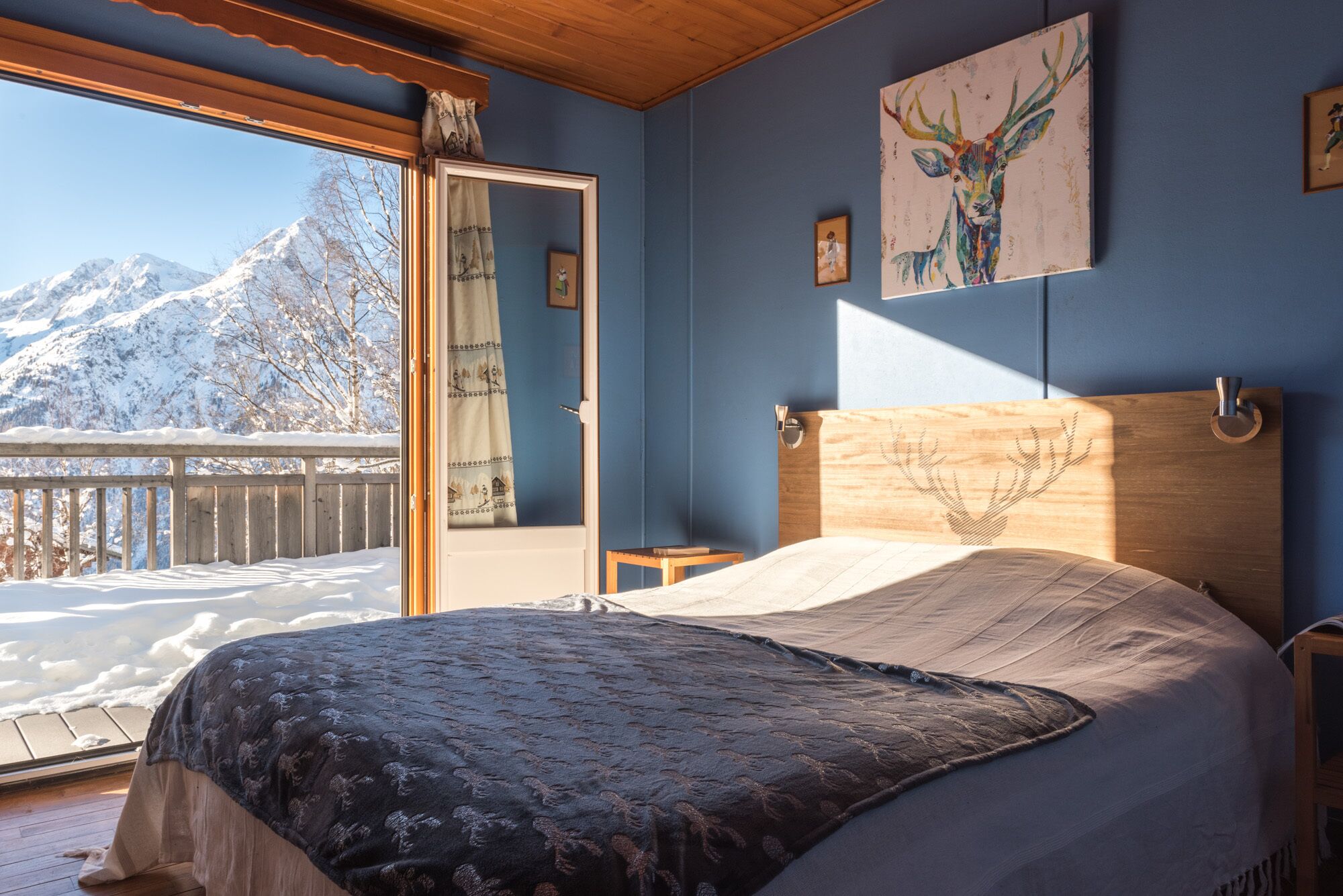 5 bedrooms, iron/ironing board, travel crib, free WiFi