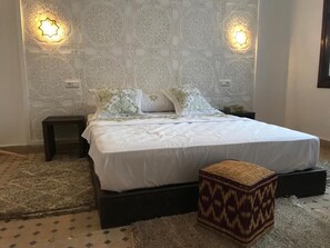 Deluxe tweepersoonskamer | Gratis wifi, beddengoed