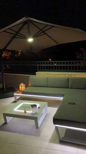 Property grounds - Cozy house Mia with private heated pool, jacuzzi, BBQ... (Dugopolje)