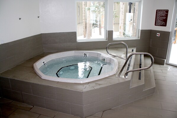 Indoor spa tub - Goldcamp II H-119 By Peak Property Management (Breckenridge)