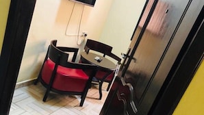 Interior entrance - NAATOA HOTEL (Agona Swedru)