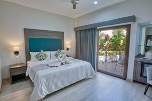 Quarto casal superior, suíte, vista para o jardim (Jardín con terraza) | Roupas de cama premium, edredons de pluma, camas Select Comfort