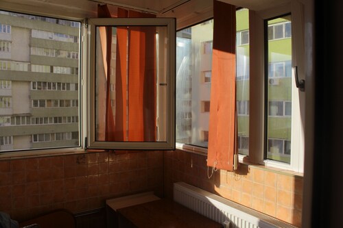 Geat studio near a big shopping center and very close to the national park