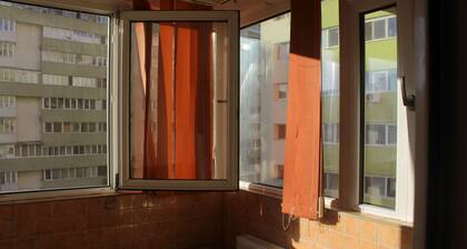 Geat studio near a big shopping center and very close to the national park