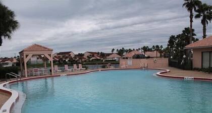 2 Bed, 2 Bath, Ocean View, Poolside - Sea Place 13137