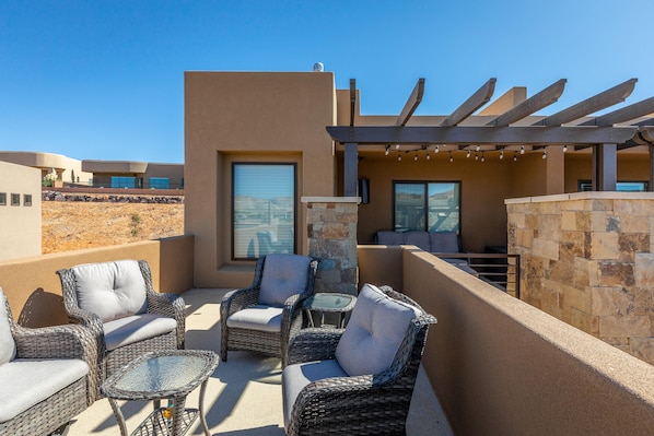 Townhome, Multiple Beds (Poolside Oasis) | Balcony