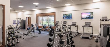 Townhome, Multiple Beds (Poolside Oasis) | Fitness facility
