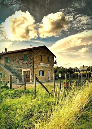 Exterior - Castelvecchio B&B (Sorano)