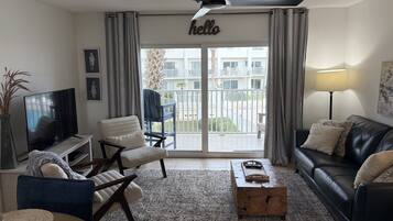 Condo, Multiple Beds, Balcony, Ocean View | Living area | 40-inch TV with digital channels