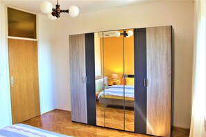 1 bedroom, WiFi - Another One Wipes the Dust (Primošten)