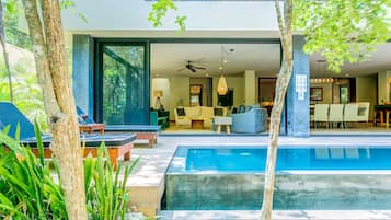 Luxury Apartment, 3 Bedrooms, Private Pool | Private pool