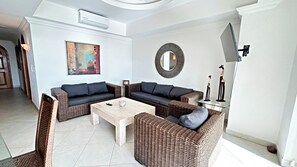 Apartment | Living area | 20-inch Smart TV with digital channels, TV