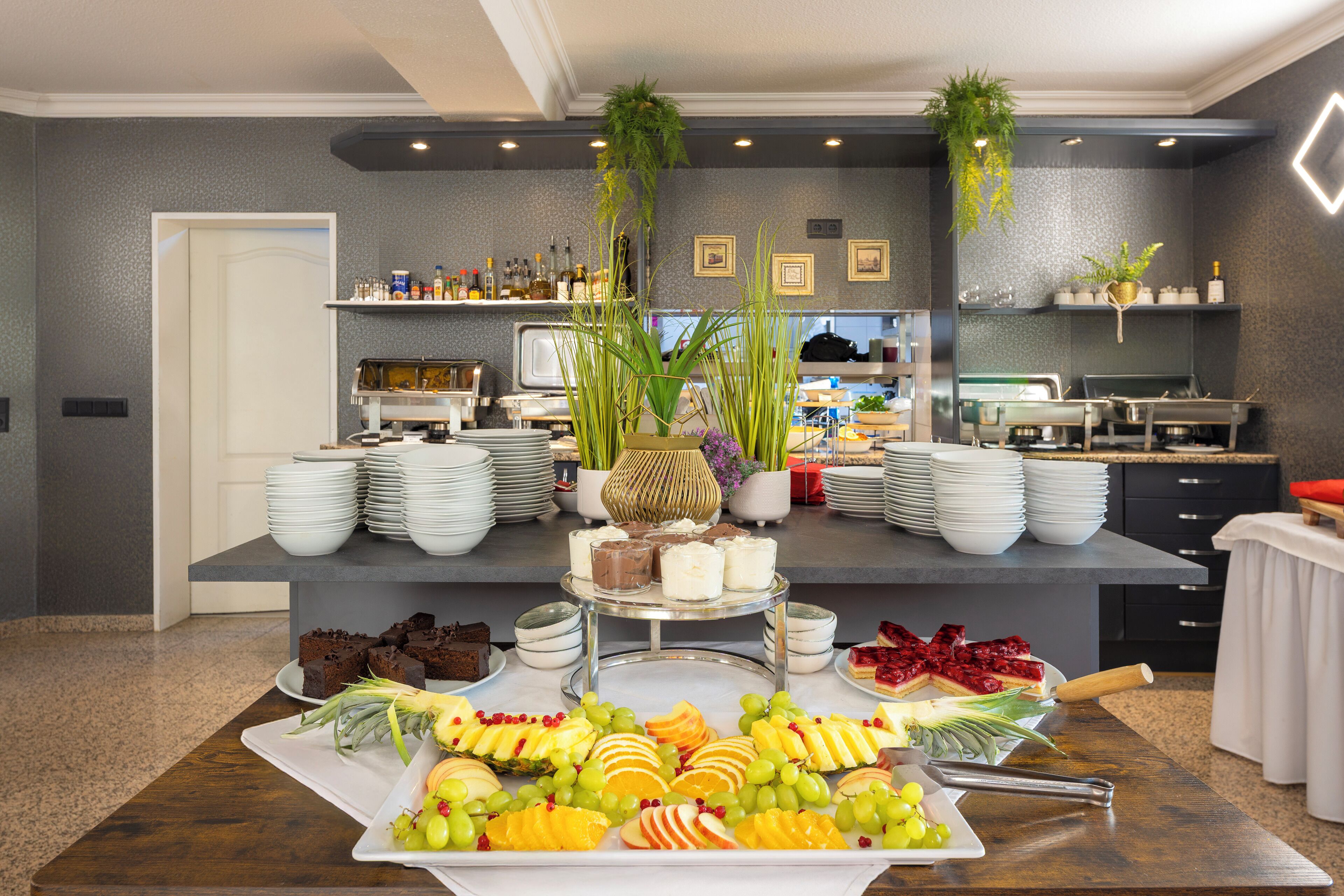Daily buffet breakfast for a fee