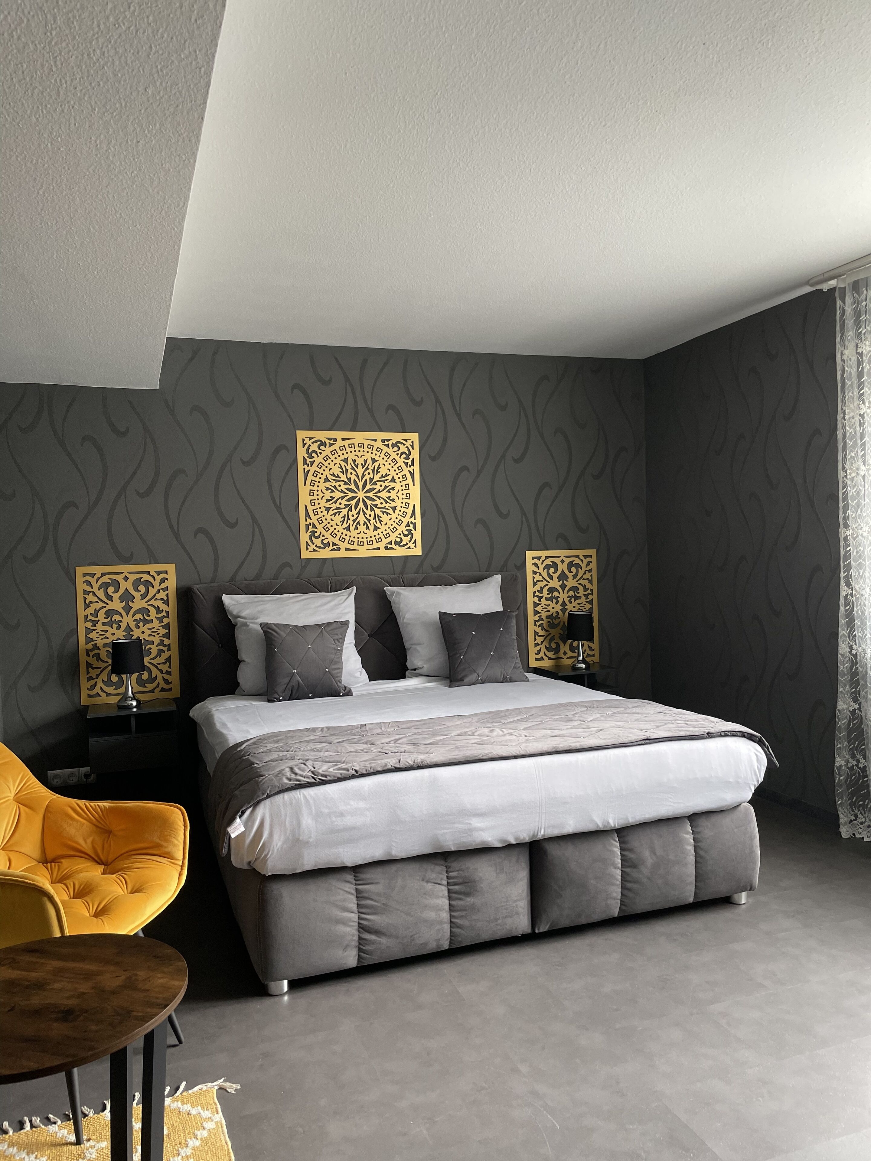 經典雙人房 | 低過敏寢具、書桌、筆電工作空間、遮光布/窗簾