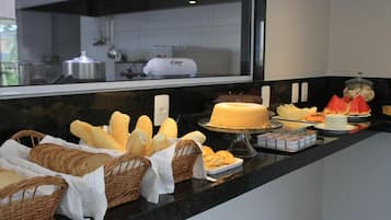 Free daily buffet breakfast