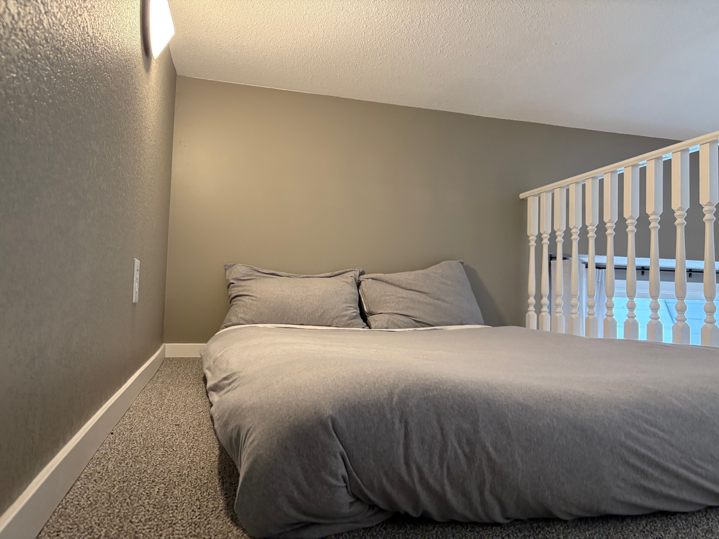 2 多间卧室、熨斗/熨衣板、免费 WiFi、床单