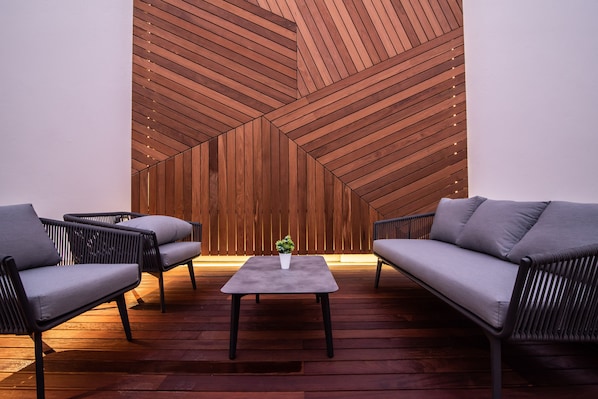 Terrace/patio